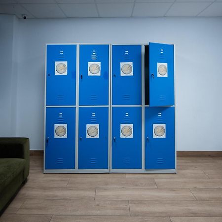 Апартаменты Apartamento Centrico La Merced 2 - Free Parking & Free Gym Малага Экстерьер фото